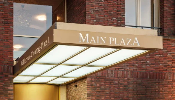 eingang-main-plaza-suite-tower-frankfurt